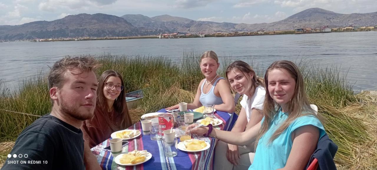 Uros Lodge Lover Titiqaqa Puno Eksteriør billede