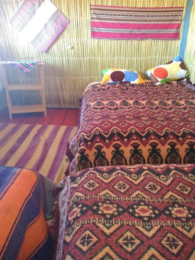 Uros Lodge Lover Titiqaqa Puno Eksteriør billede