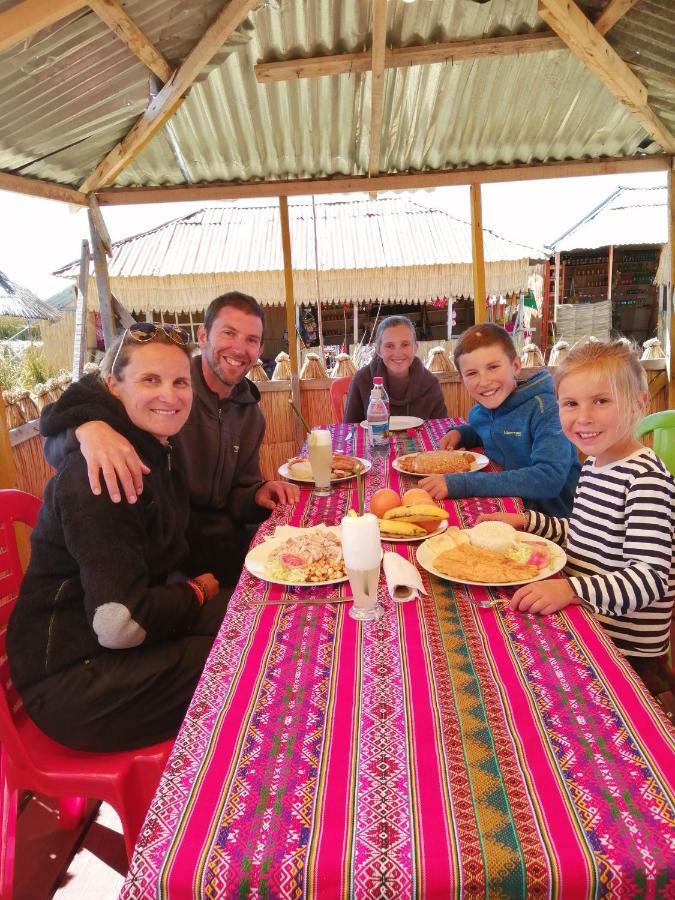Uros Lodge Lover Titiqaqa Puno Eksteriør billede