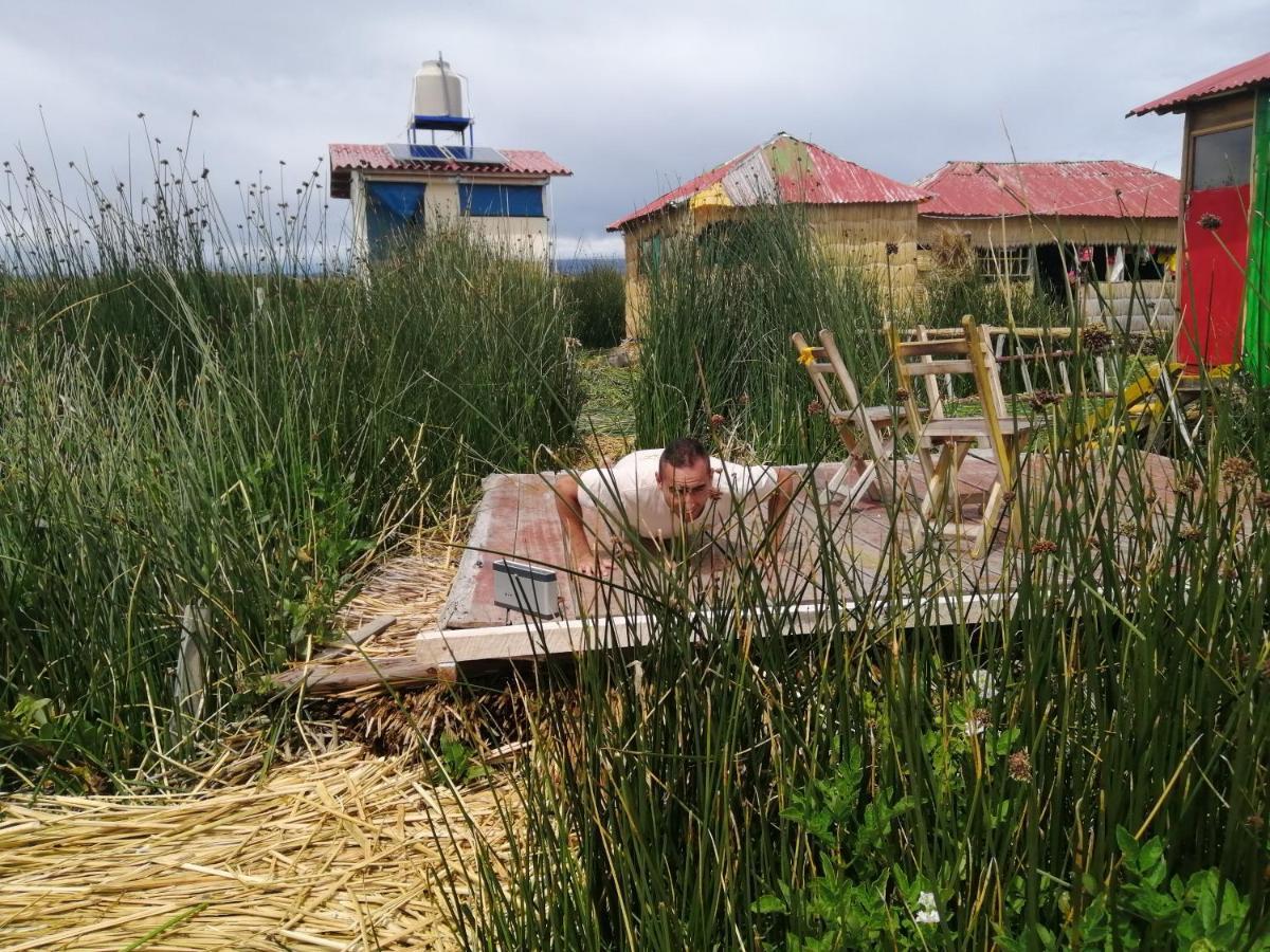 Uros Lodge Lover Titiqaqa Puno Eksteriør billede